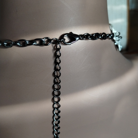 Necklace - Picture 4 of 7